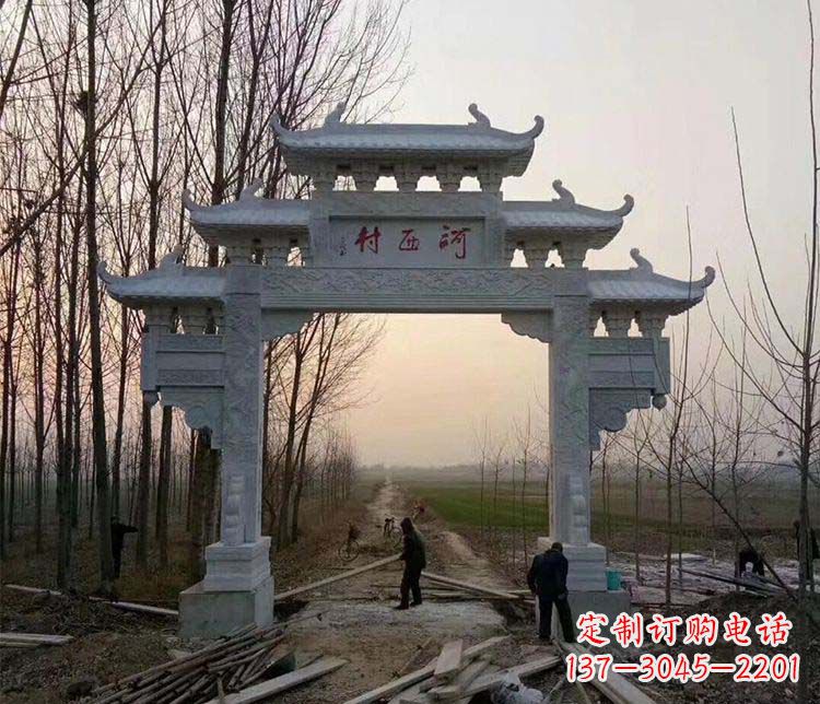 泰安牌坊雕塑——记忆中的美丽家乡
