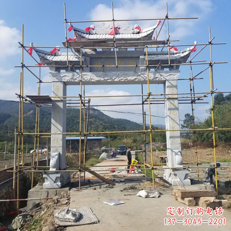 泰安村庄石牌坊雕塑传承民间文化