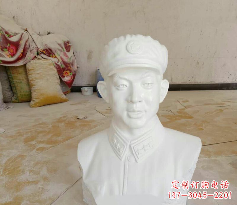 泰安中领雕塑精美雷锋雕塑