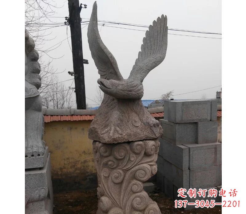 泰安绚丽振翅的大理石雄鹰雕塑