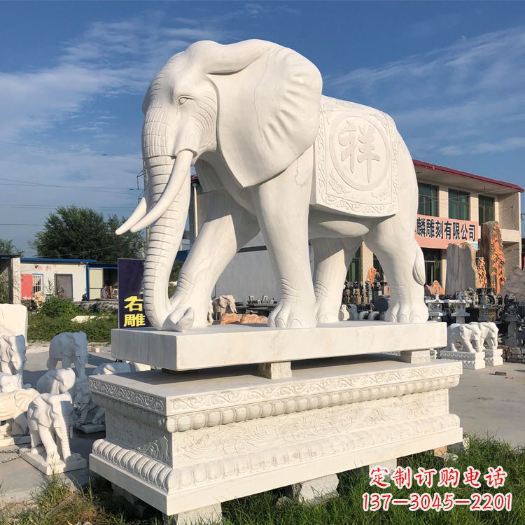 泰安大象岩石雕塑