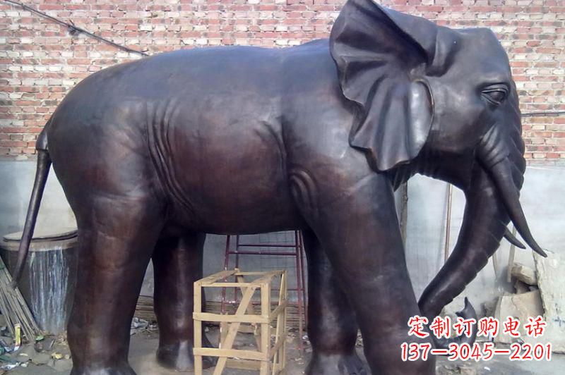泰安大象铸铜雕塑