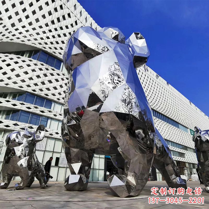泰安优雅可爱的面部狗雕塑