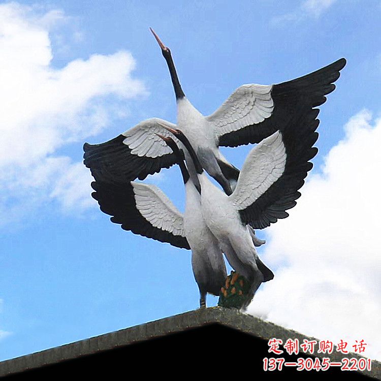 泰安仙鹤玻璃钢景观动物雕塑