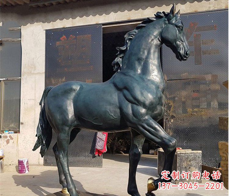 泰安中领雕塑大型公园铸铜马雕塑