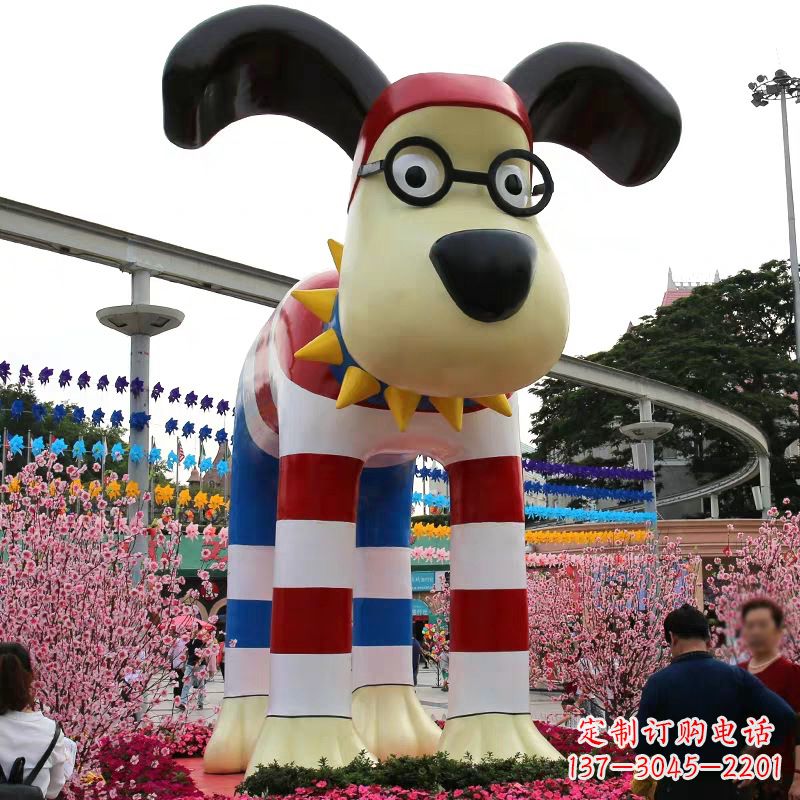 泰安大型卡通狗雕塑-商场广场动物景观美陈
