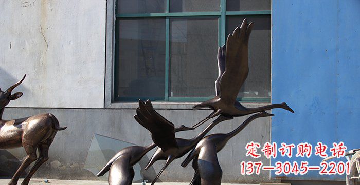 泰安大雁飞翔铸铜动物铜雕