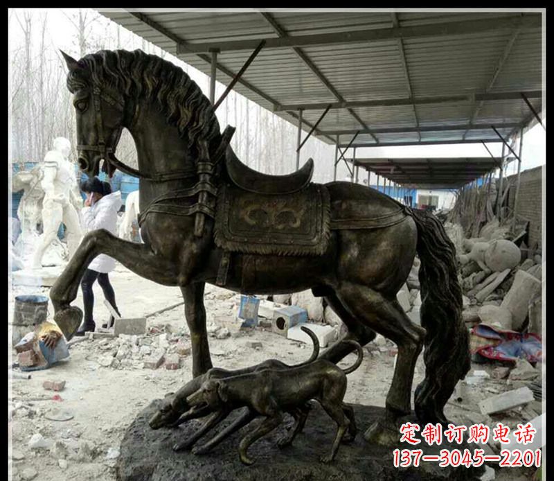 泰安高品质马雕塑