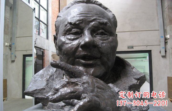 泰安邓小平头像铜雕