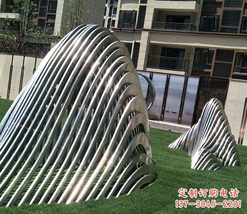 泰安不锈钢假山雕塑——电镀之美