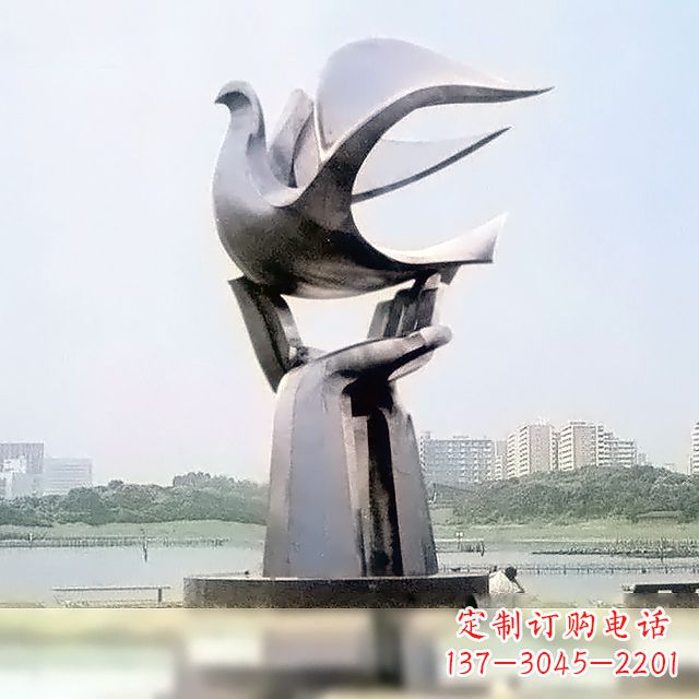 泰安精美鸽子雕塑