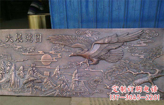 泰安宏图大展老鹰锻铜浮雕