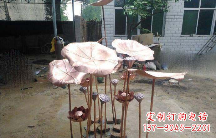 泰安锻铜荷叶雕塑