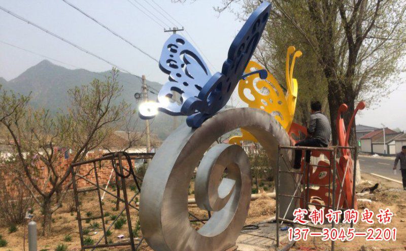 泰安优雅无比,不锈钢蝴蝶雕塑