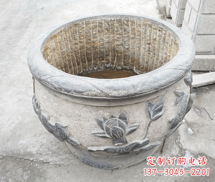 泰安仿古荷花鲤鱼雕塑石水缸