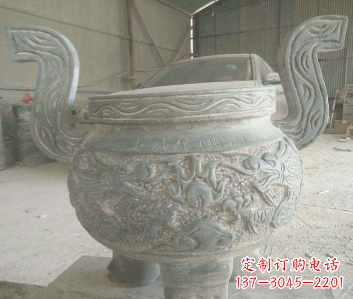 泰安青铜仿古三足香炉石雕