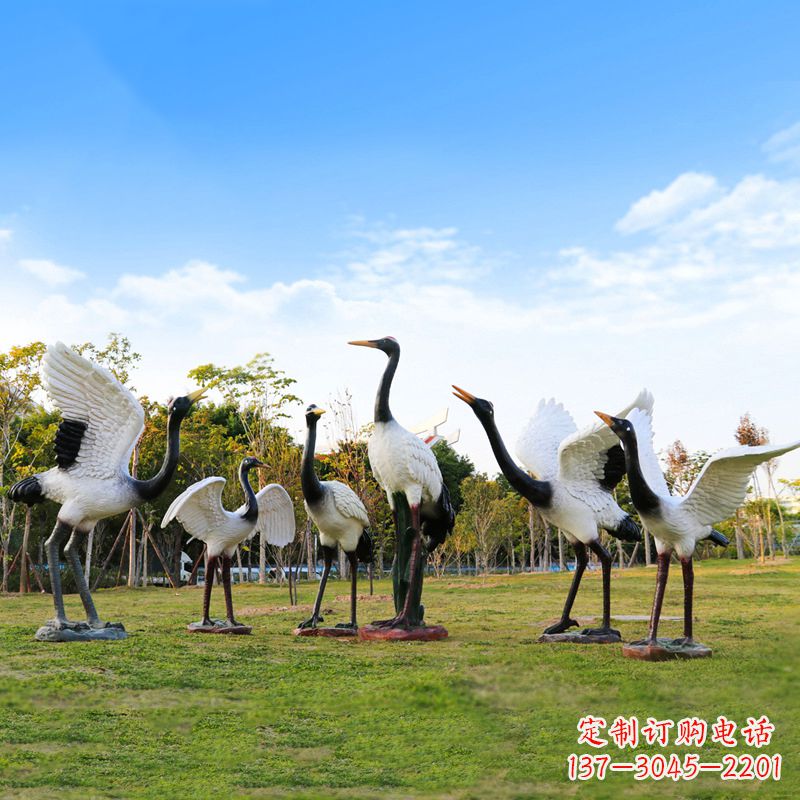 泰安仿真仙鹤公园动物雕塑