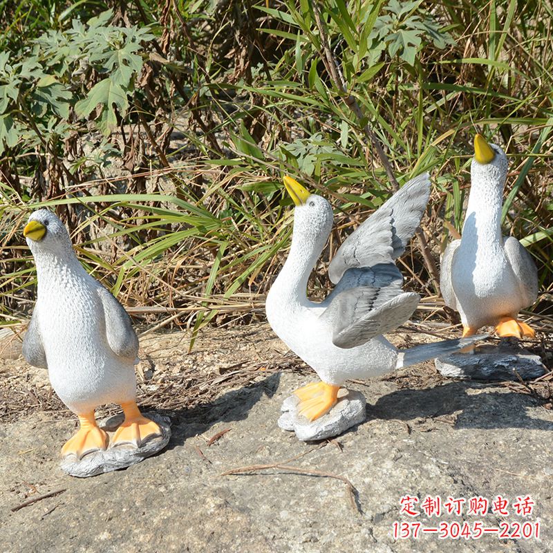 泰安象征和平的和平鸽雕塑
