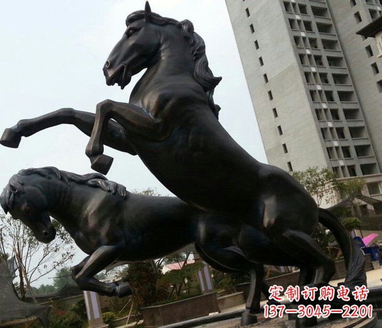 泰安高雅实木动物雕塑