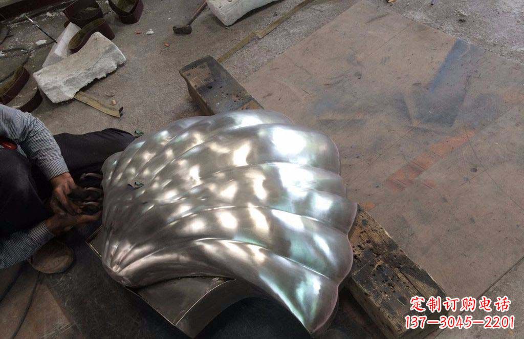 泰安精致现代的不锈钢贝壳雕塑