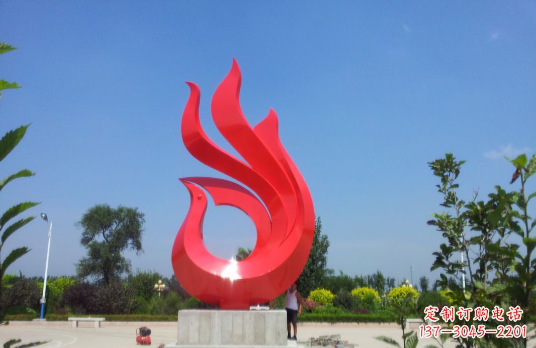 泰安精美绝伦的凤凰不锈钢抽象雕塑