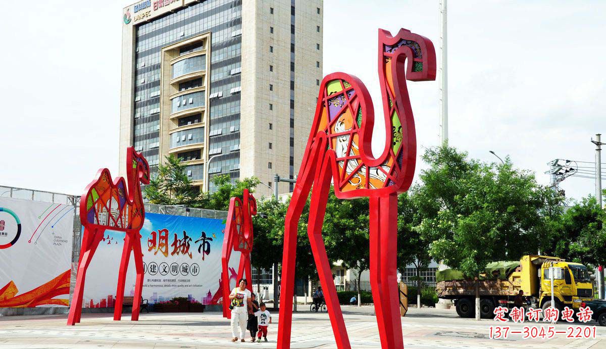 泰安欣赏经典之美,拥有完美的高端骆驼雕塑
