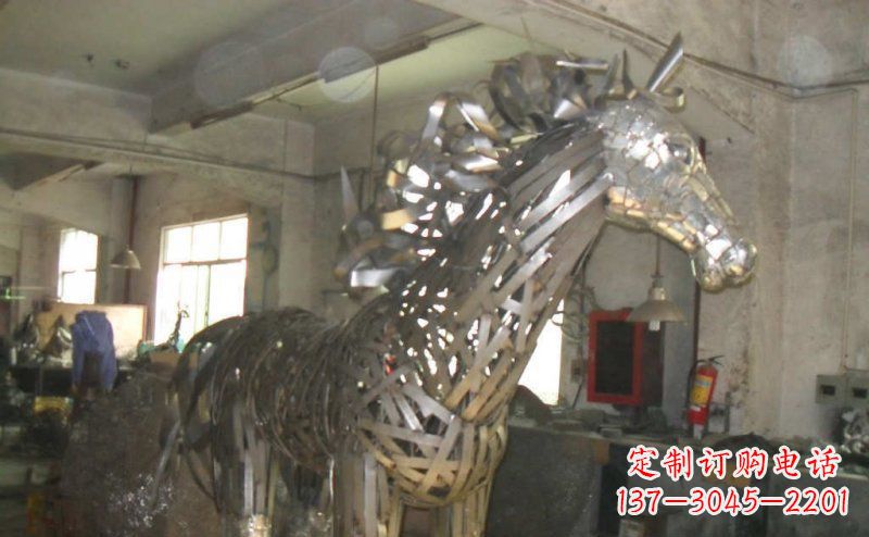 泰安不锈钢抽象马动物雕塑