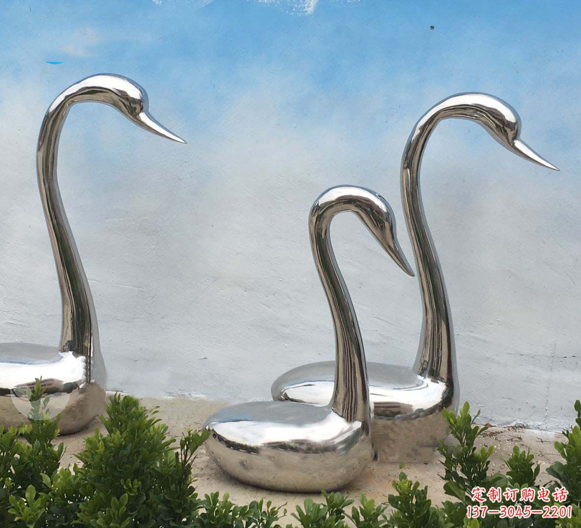 泰安精美不锈钢抽象天鹅座椅雕塑