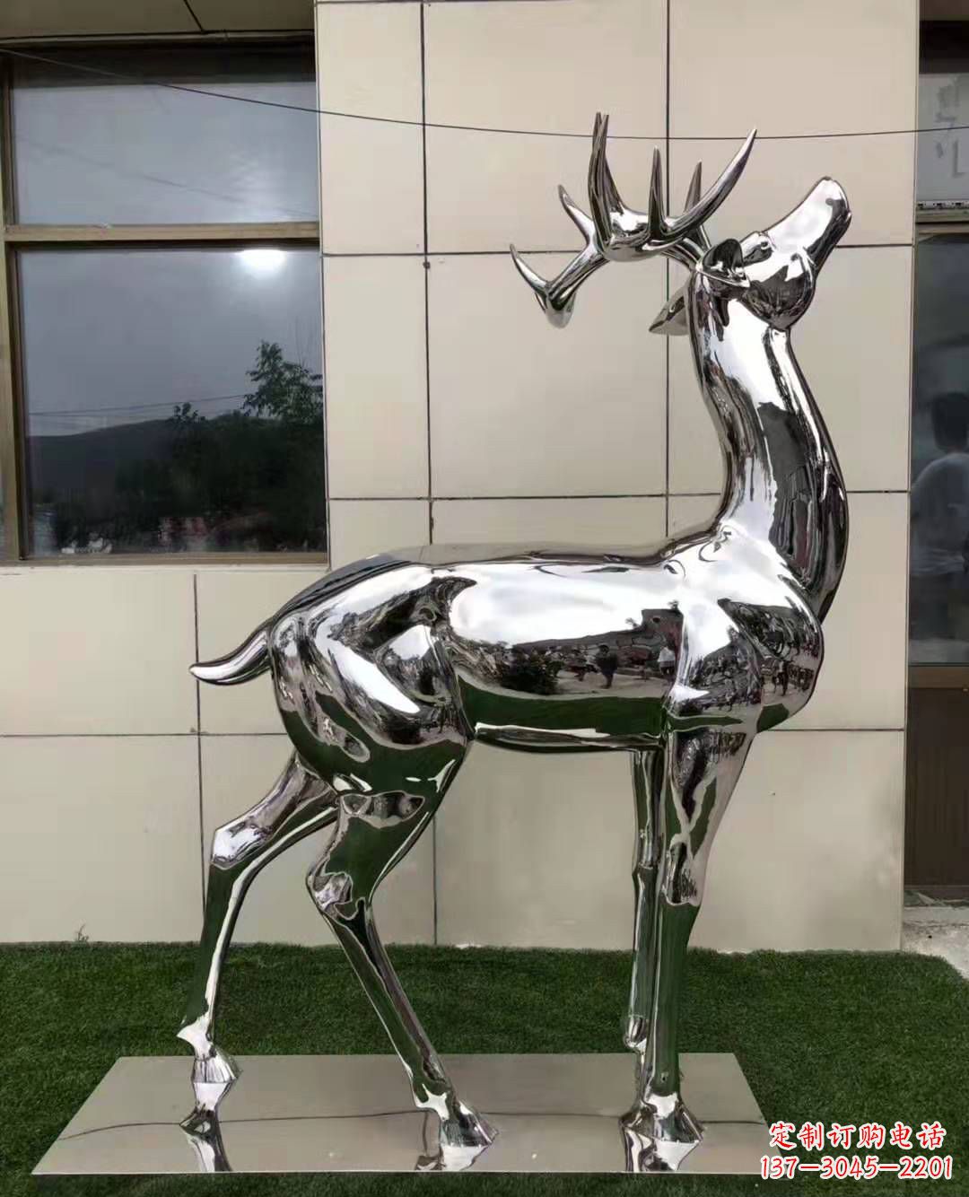 泰安不锈钢艺术品精美梅花鹿雕塑