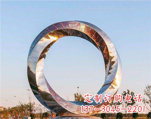 泰安精美的不锈钢圆环景观雕塑