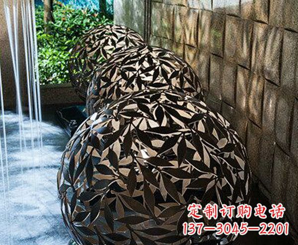 泰安不锈钢树叶镂空球景观雕塑