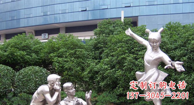 泰安优质不锈钢学生人物雕塑