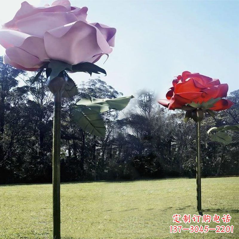 泰安公园草坪不锈钢玫瑰花雕塑摆件