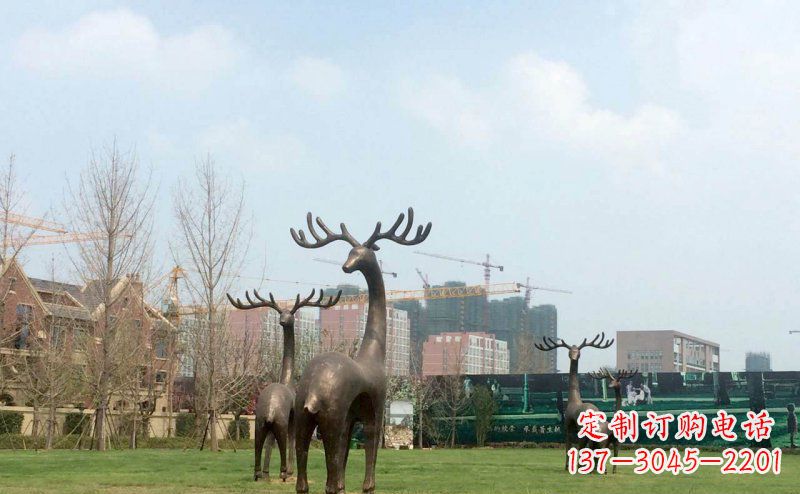 泰安公园抽象梅花鹿动物铜雕