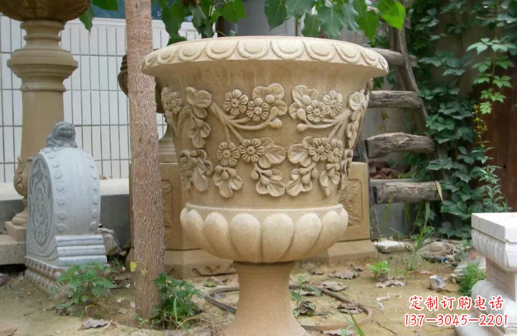泰安精美大理石花盆雕塑