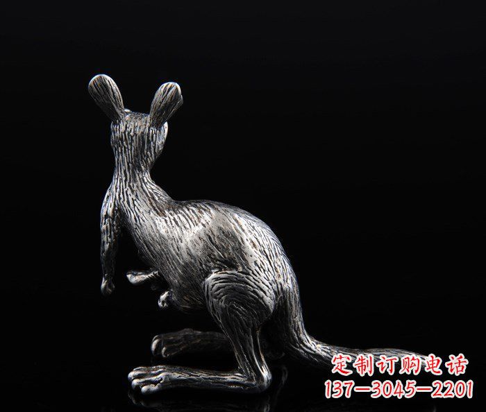 泰安公园袋鼠动物铜雕 (2)