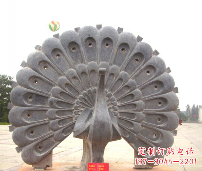 泰安风格独特的孔雀石雕