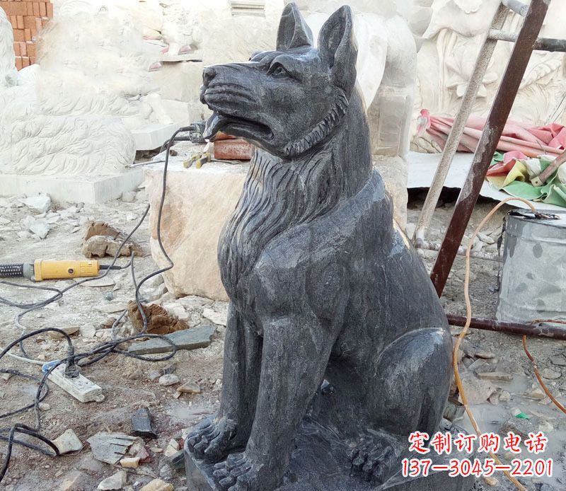 泰安狗雕塑,以自然主题展现美丽艺术
