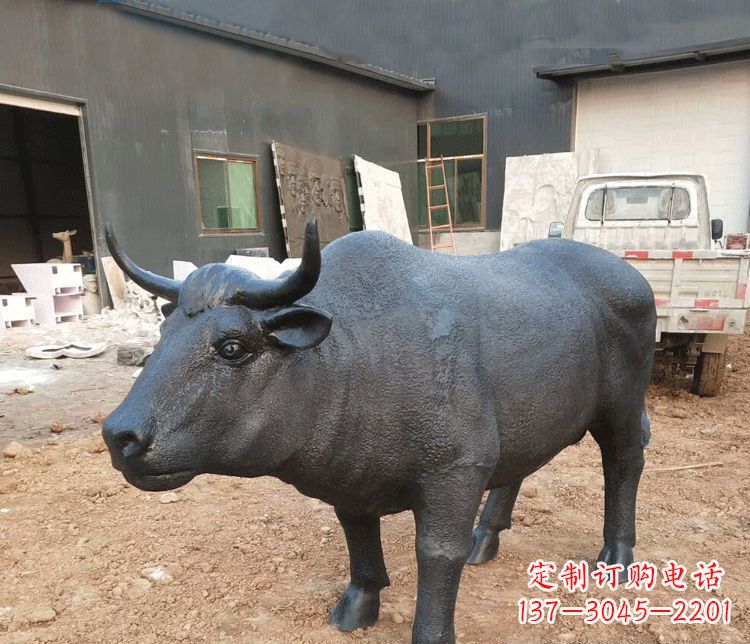 泰安公园动物铜雕牛