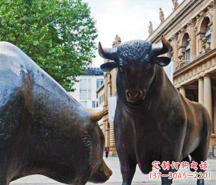 泰安公园动物铜雕小牛