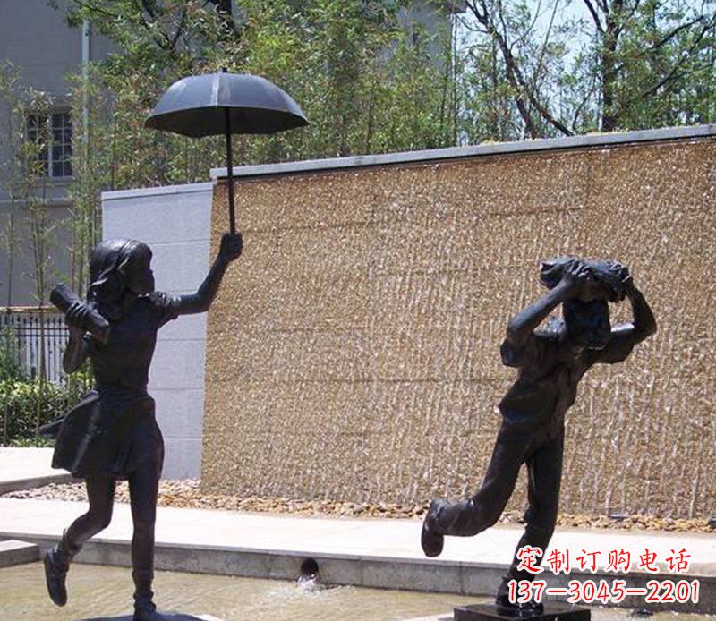 泰安抗风雨小男孩铜雕