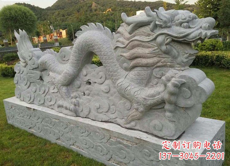 泰安公园仿古龙雕塑