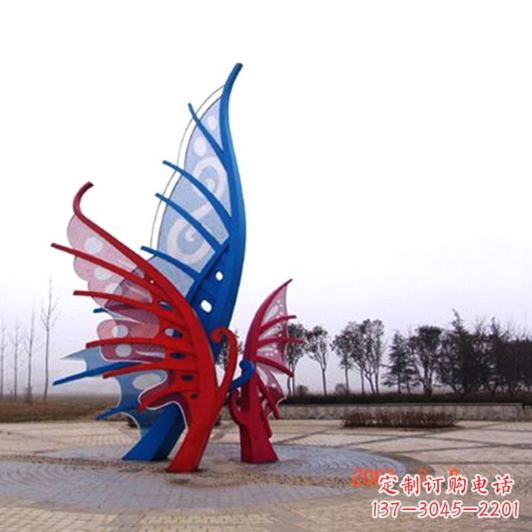 泰安精美蝴蝶不锈钢景观雕塑