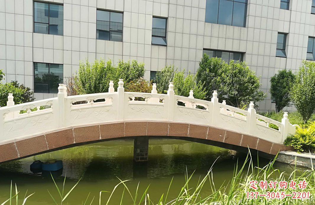 泰安手工制作的汉白玉石拱桥雕塑