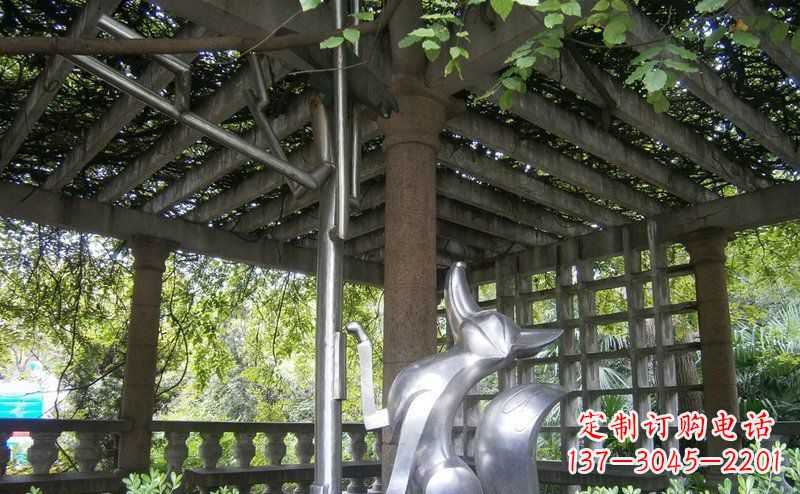 泰安动物铜雕——公园狐狸与乌鸦小品