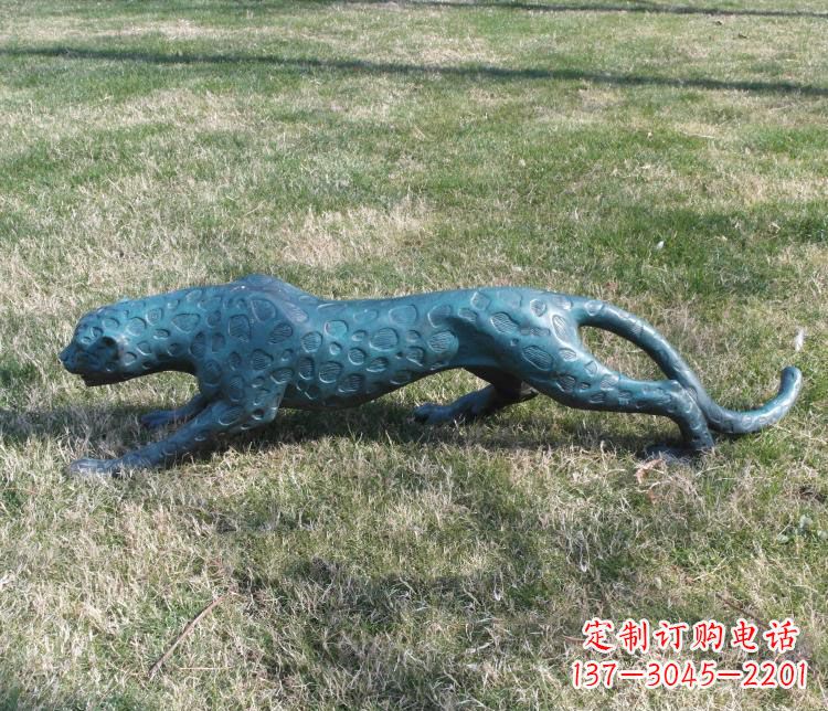 泰安优质铜质金钱豹雕塑