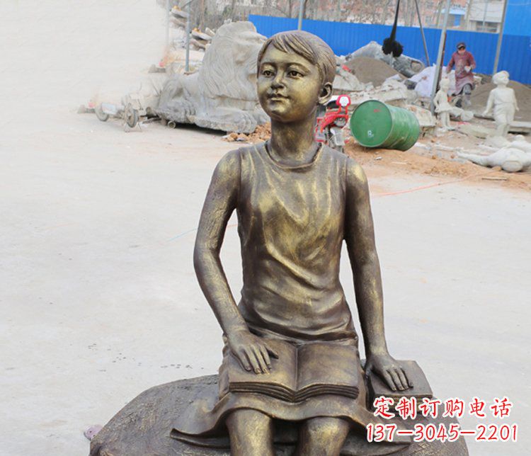 泰安铜雕景观摆件——“女孩看书”