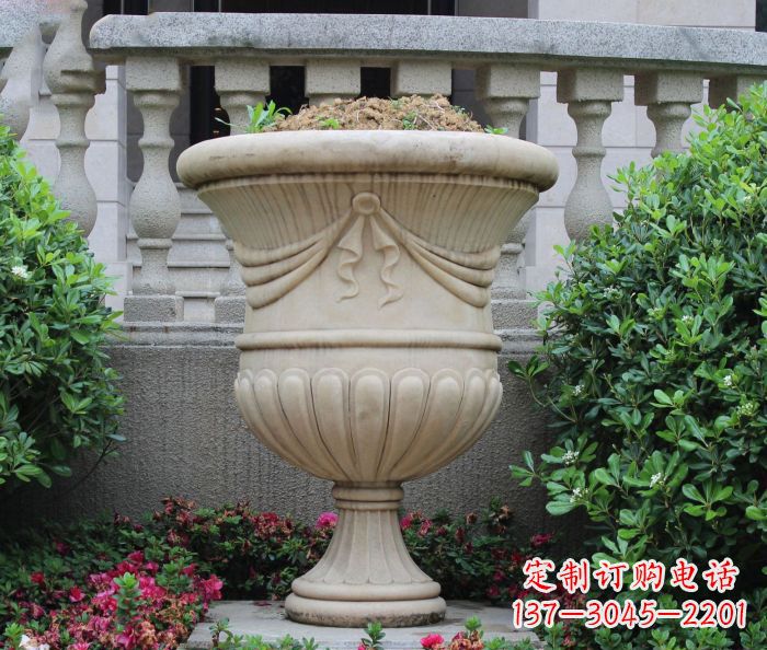 泰安欧式风格花盆雕塑