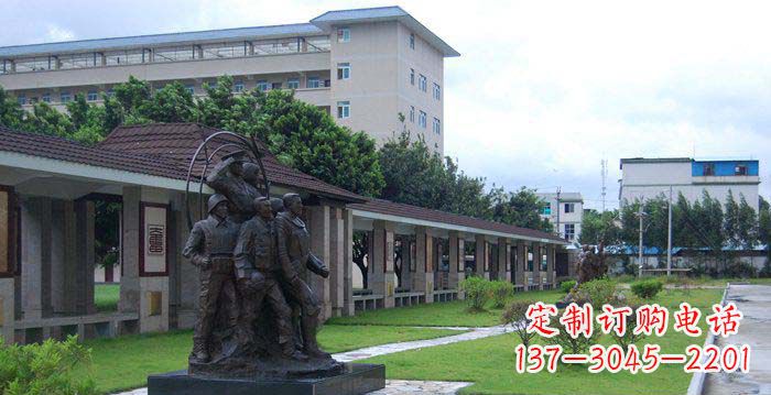 泰安风采勇猛军人铜雕