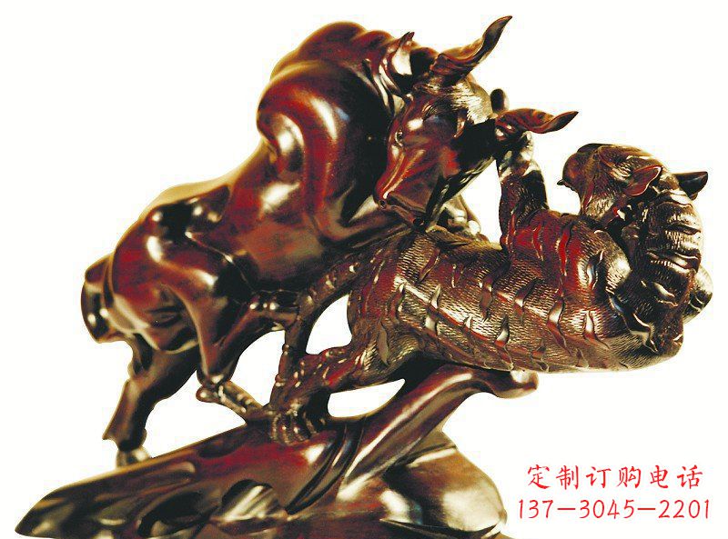 泰安风格独特的铜制老虎雕塑